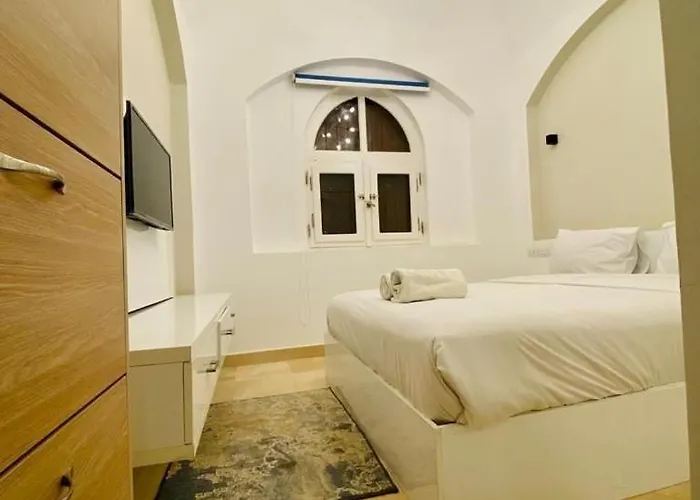 El Gouna Stylish 2br Italian Compound Access *