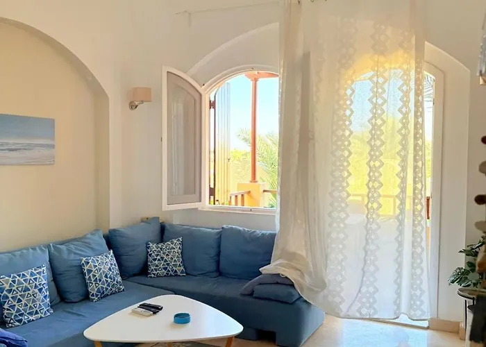 El Gouna Stylish 2br Italian Compound Access شقة